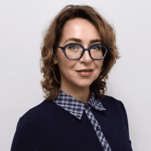 Portrait photo of Amanda Proposch